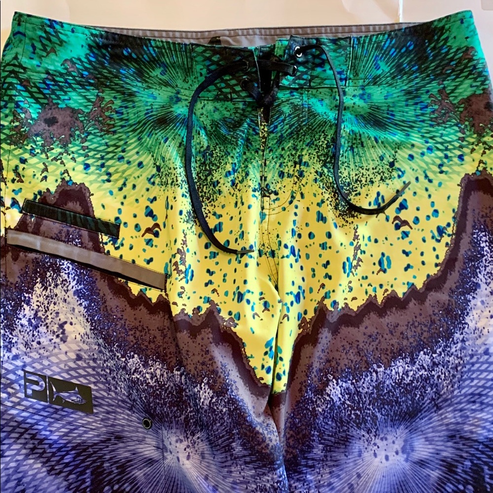 Pelagic fishing shorts size 36